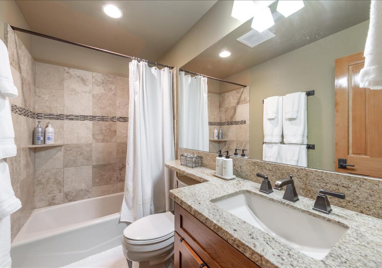 Cozy Northstar Village Condo Walk To Lifts 2 Full Ba Excellent Location 트럭키 외부 사진
